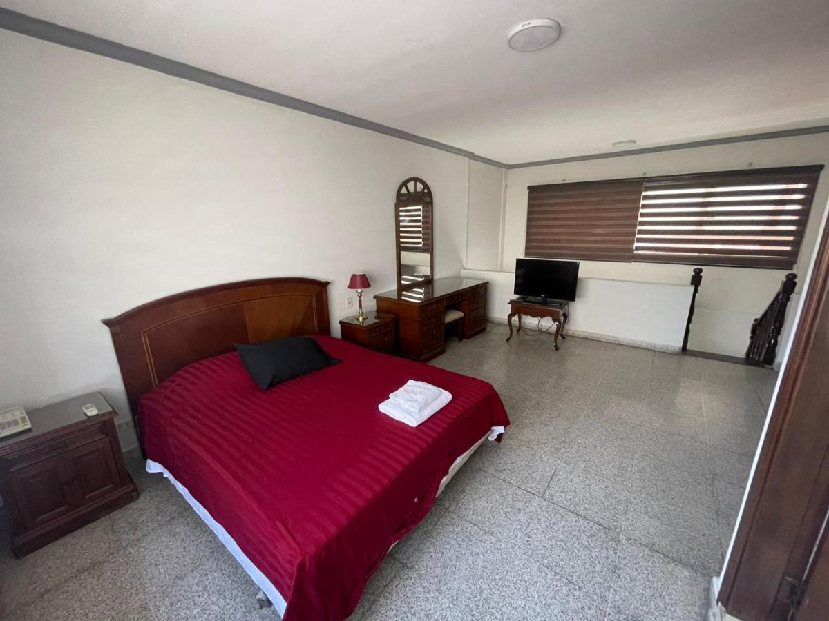 Tradicion Apartment Santa Cruz de La Sierra Bagian luar foto